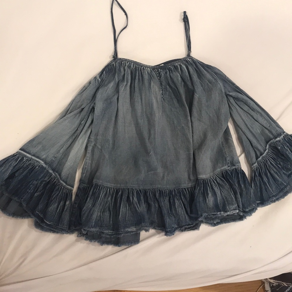 Cold shoulder denim flow shirt